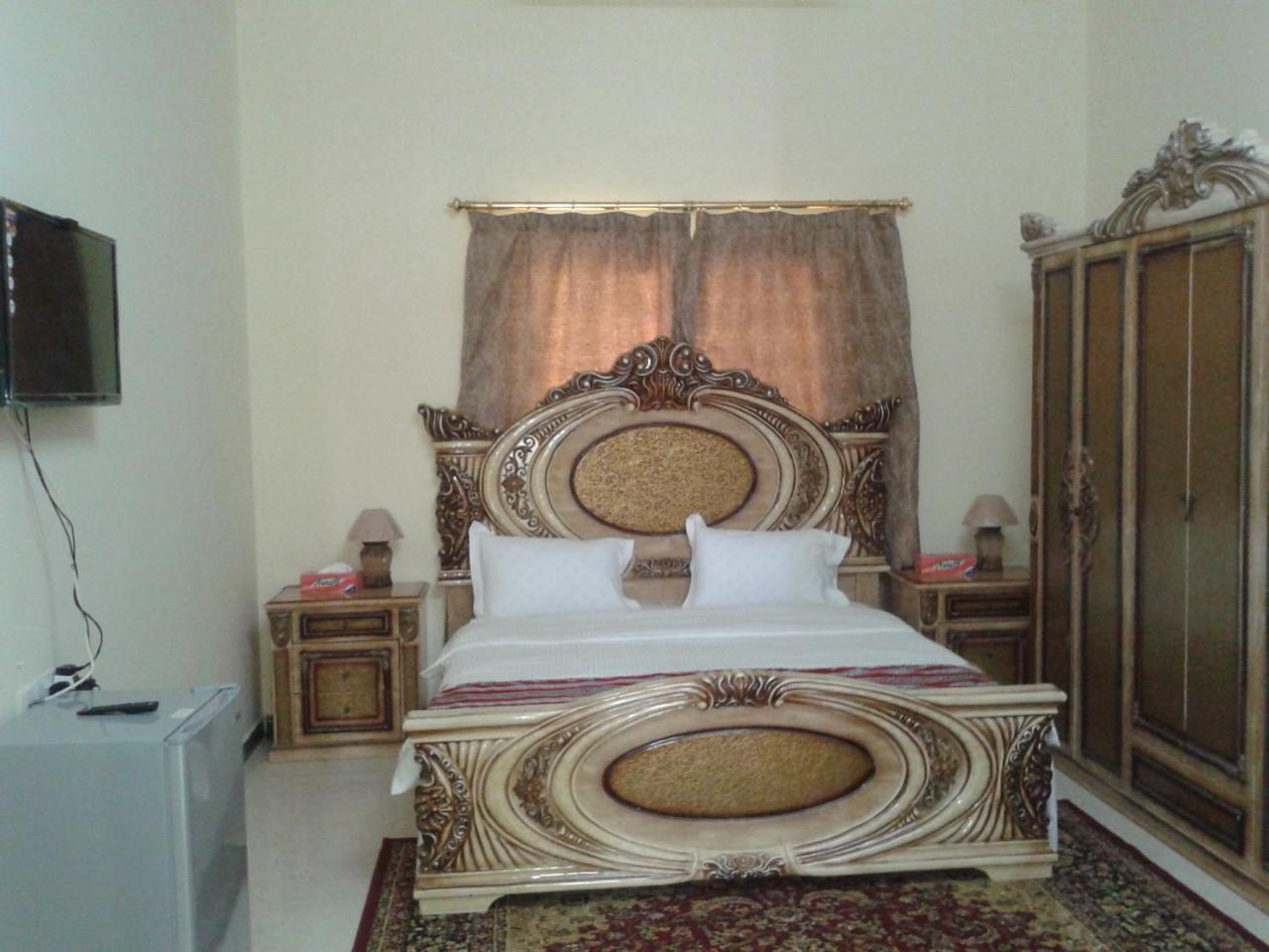 Al Ghazlan Hotel Sinaw Ruddah Exteriér fotografie