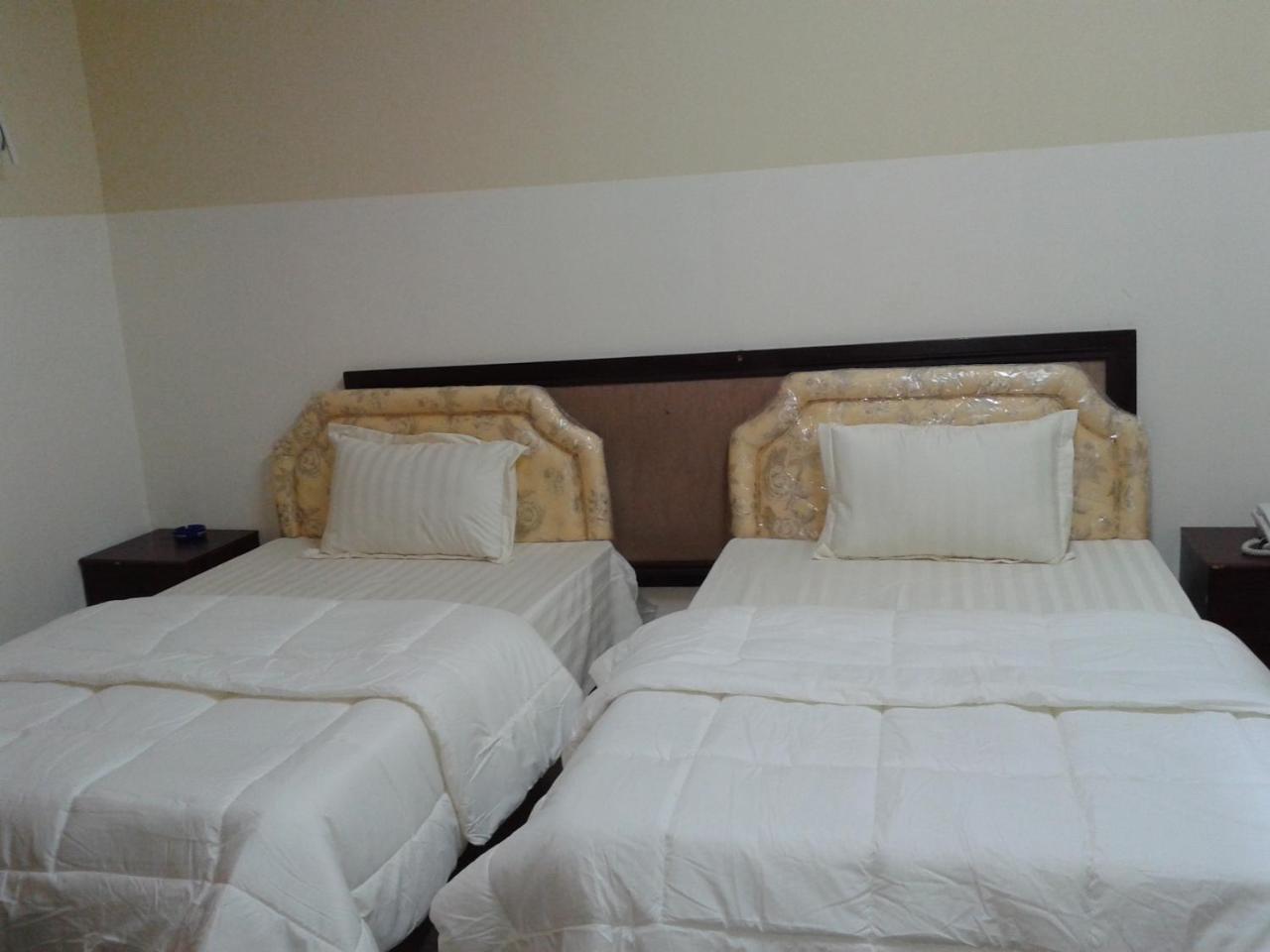 Al Ghazlan Hotel Sinaw Ruddah Exteriér fotografie