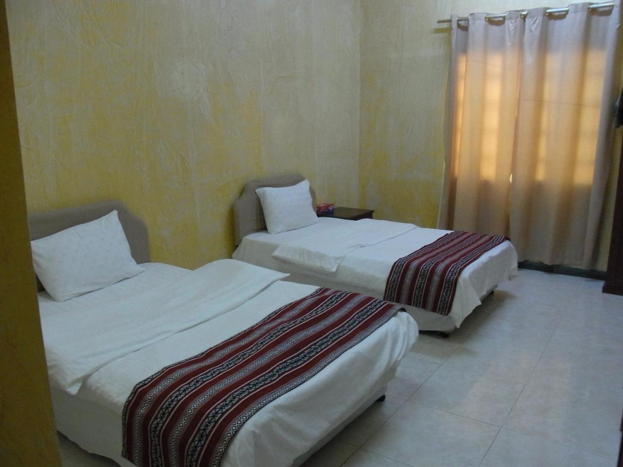 Al Ghazlan Hotel Sinaw Ruddah Exteriér fotografie