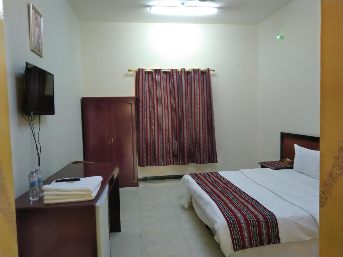 Al Ghazlan Hotel Sinaw Ruddah Exteriér fotografie